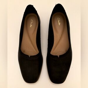 Clark’s Black loafers size 7.5 med EUC